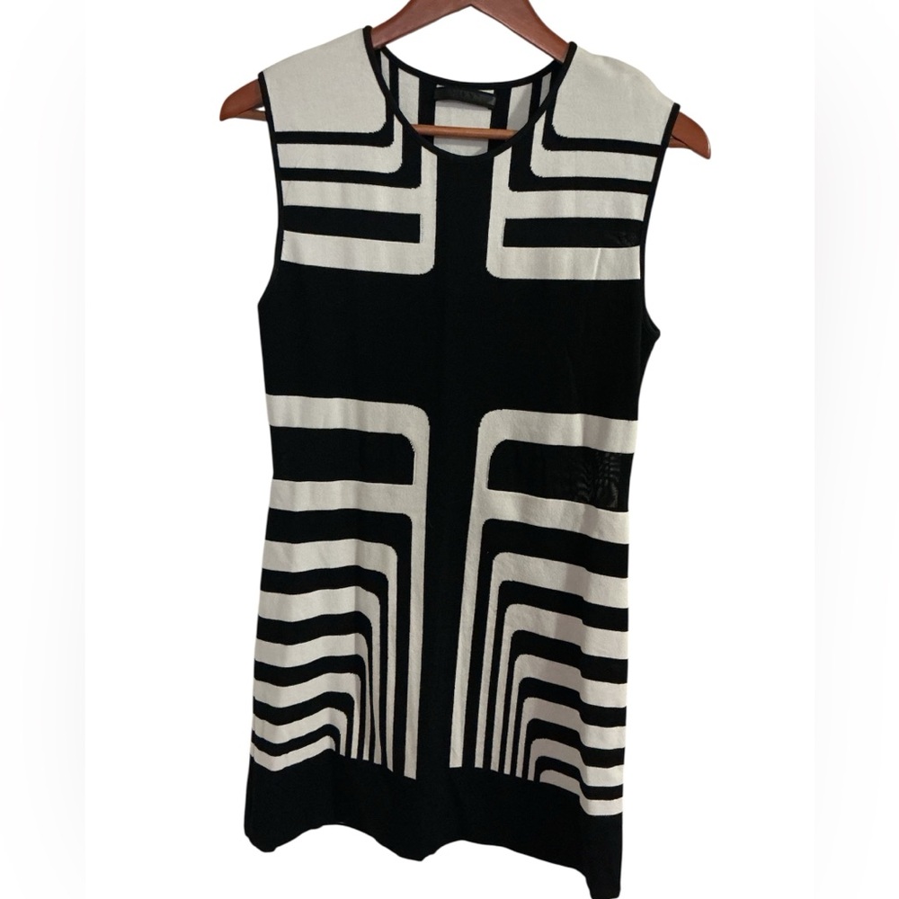 RVN Black and White Graphic Mini Dress size L - Picture 8 of 8